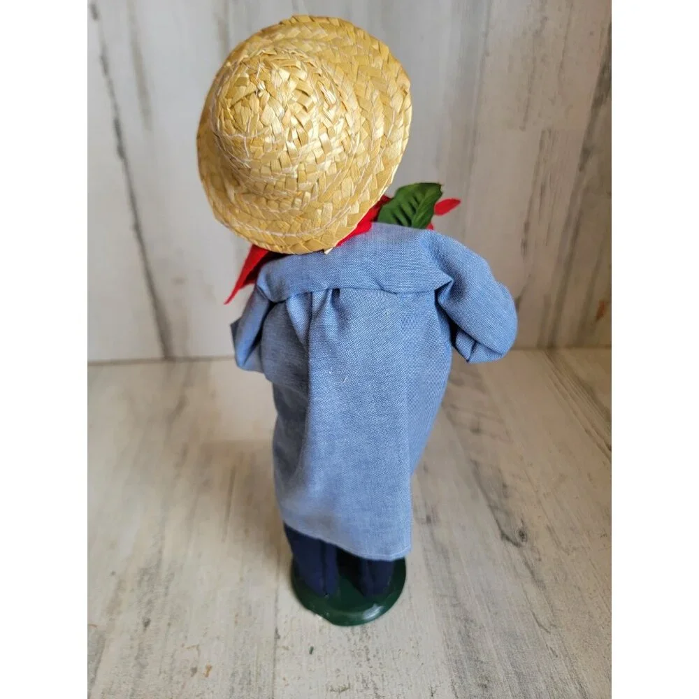 Byers Choice Gardener‎ man poinsettia flower vintage figure shovel